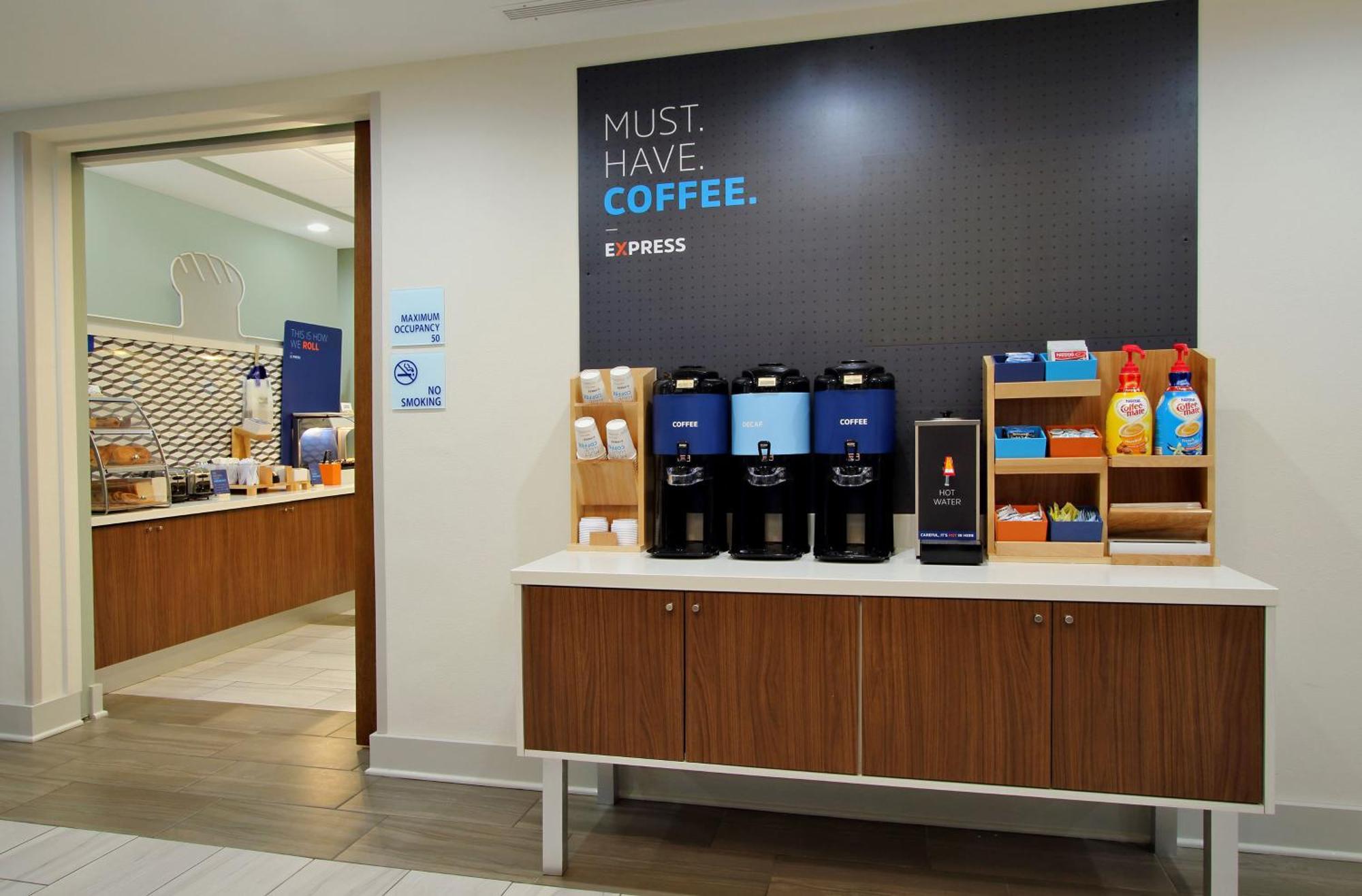 Holiday Inn Express Hotel & Suites Charlottetown By Ihg Экстерьер фото