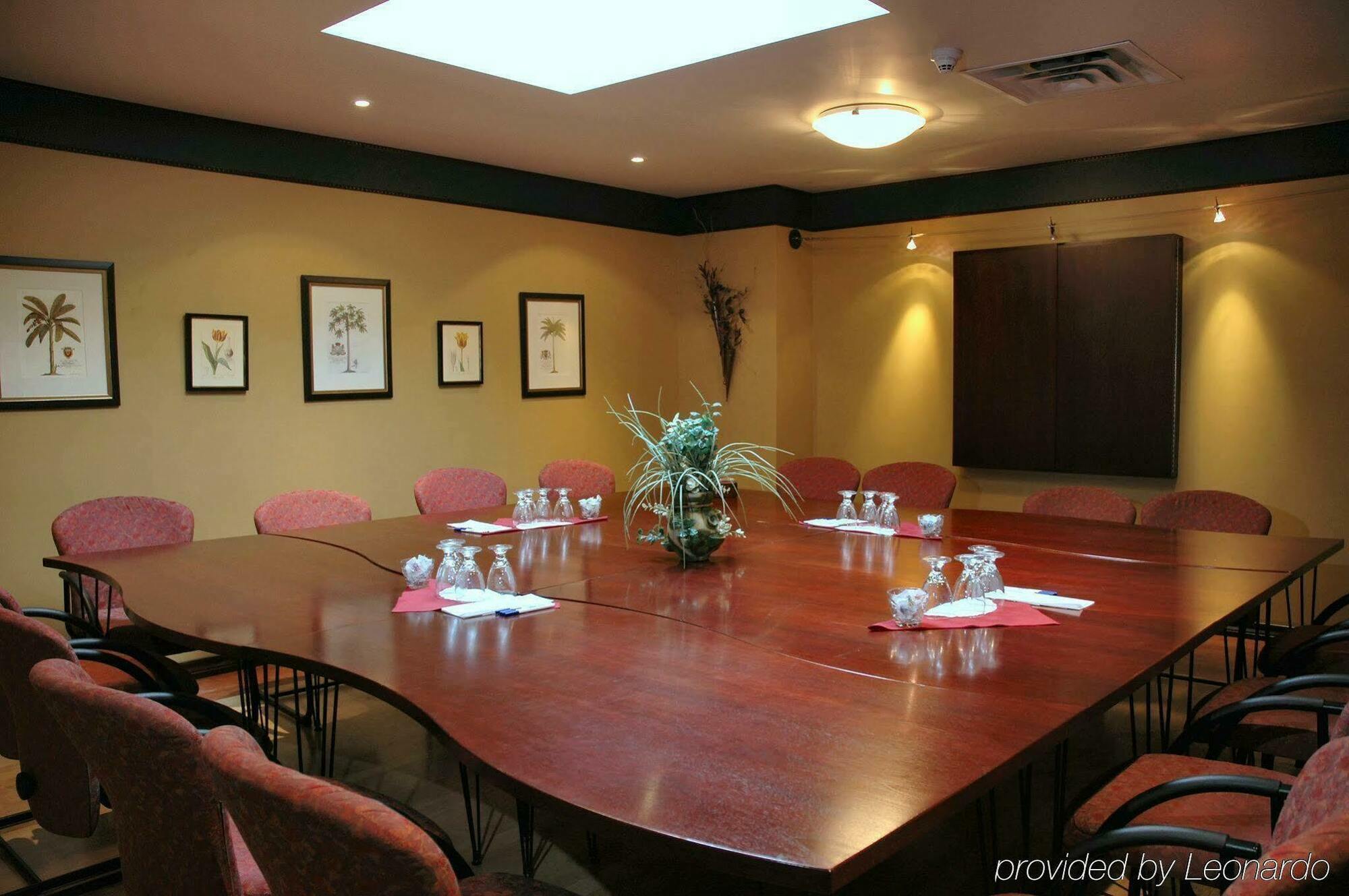 Holiday Inn Express Hotel & Suites Charlottetown By Ihg Удобства фото